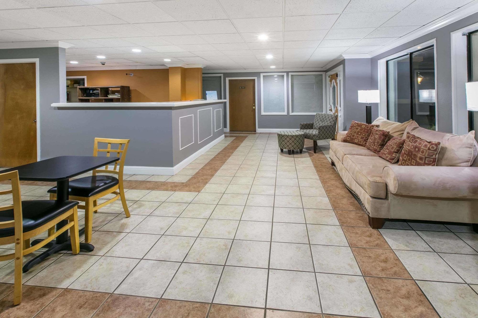Knights Inn Longview Εξωτερικό φωτογραφία